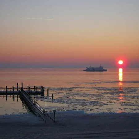 Direct Sea View Amrum *