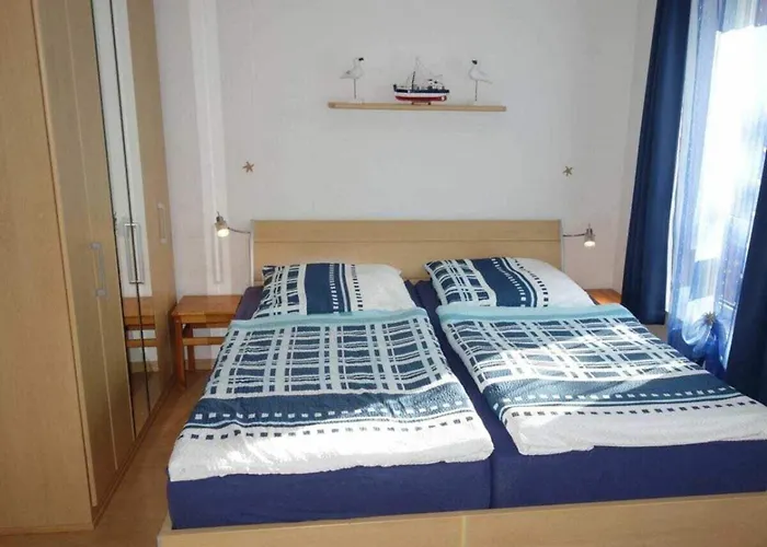 Дом отдыха Direct Sea View Amrum